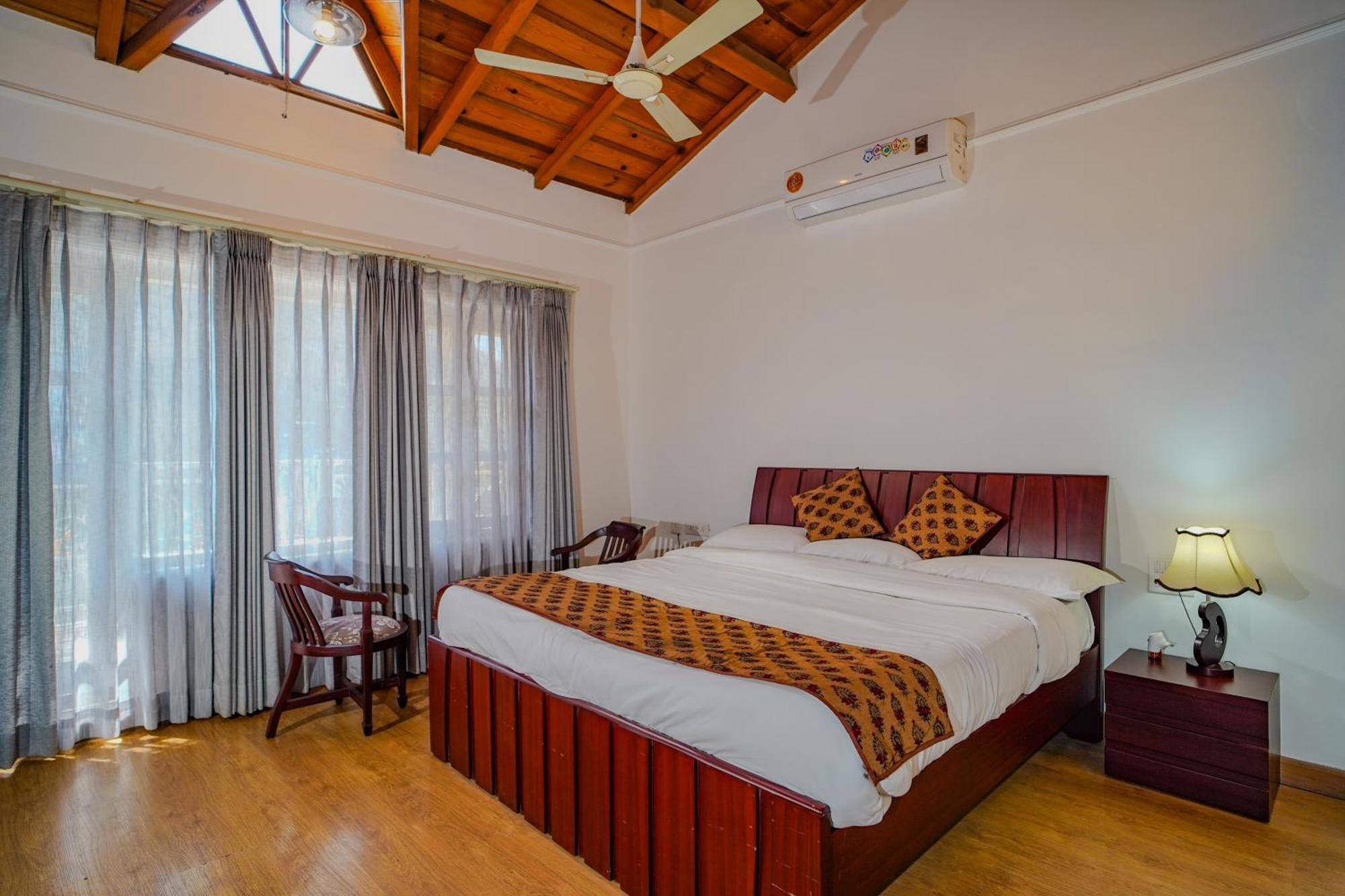 Neelesh Inn- A Luxury Lake View Hotel- 20 Kms From Nainital บีมตาล ภายนอก รูปภาพ