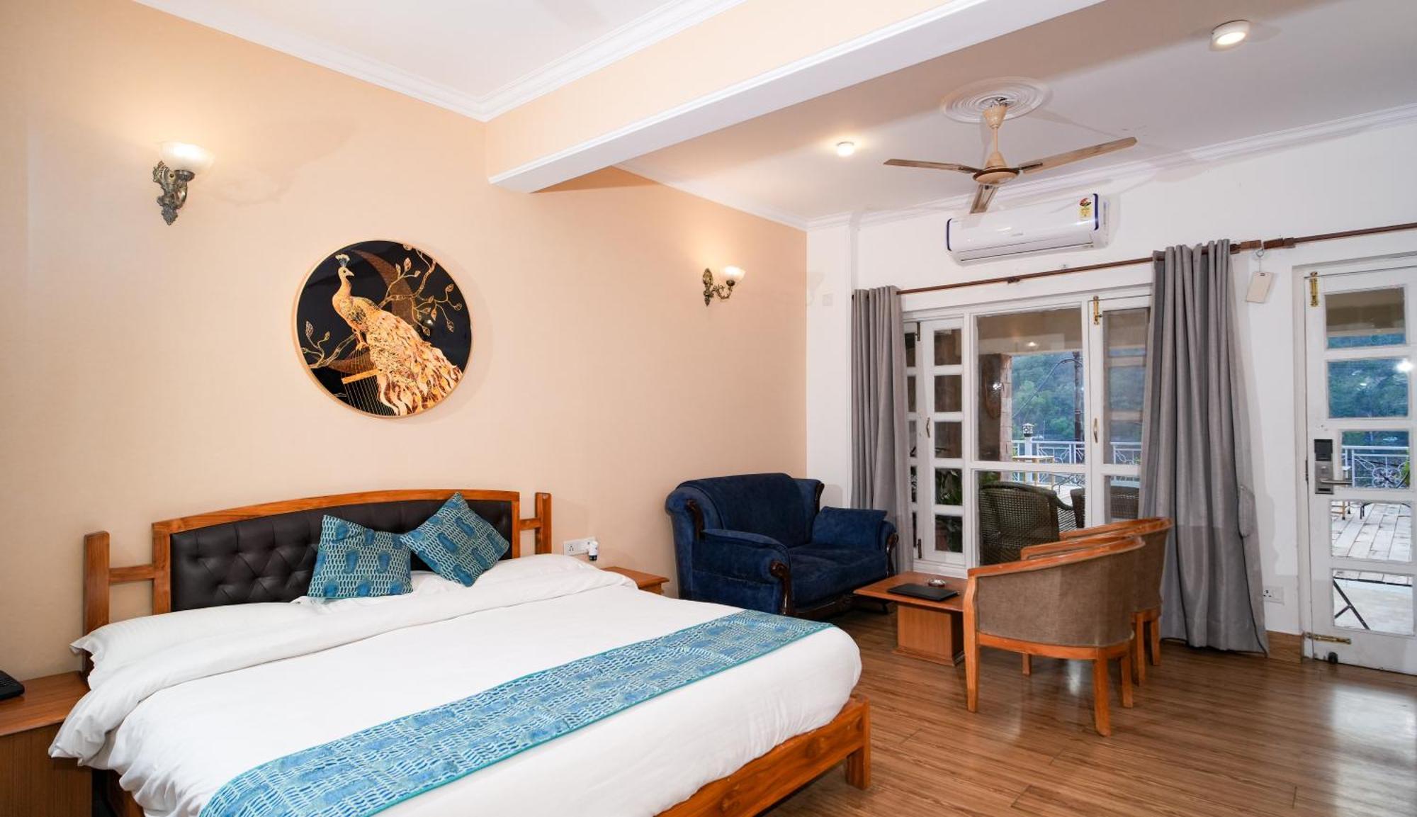 Neelesh Inn- A Luxury Lake View Hotel- 20 Kms From Nainital บีมตาล ภายนอก รูปภาพ