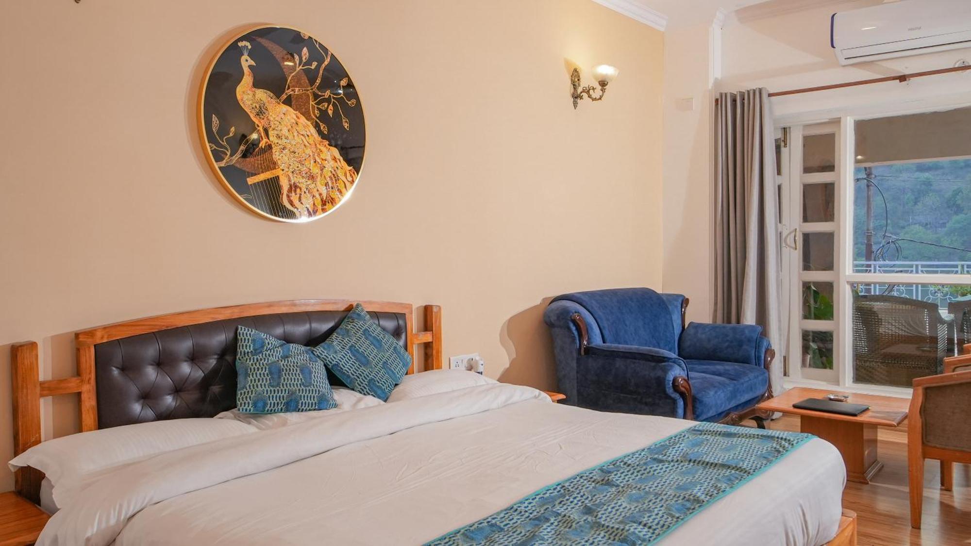 Neelesh Inn- A Luxury Lake View Hotel- 20 Kms From Nainital บีมตาล ภายนอก รูปภาพ