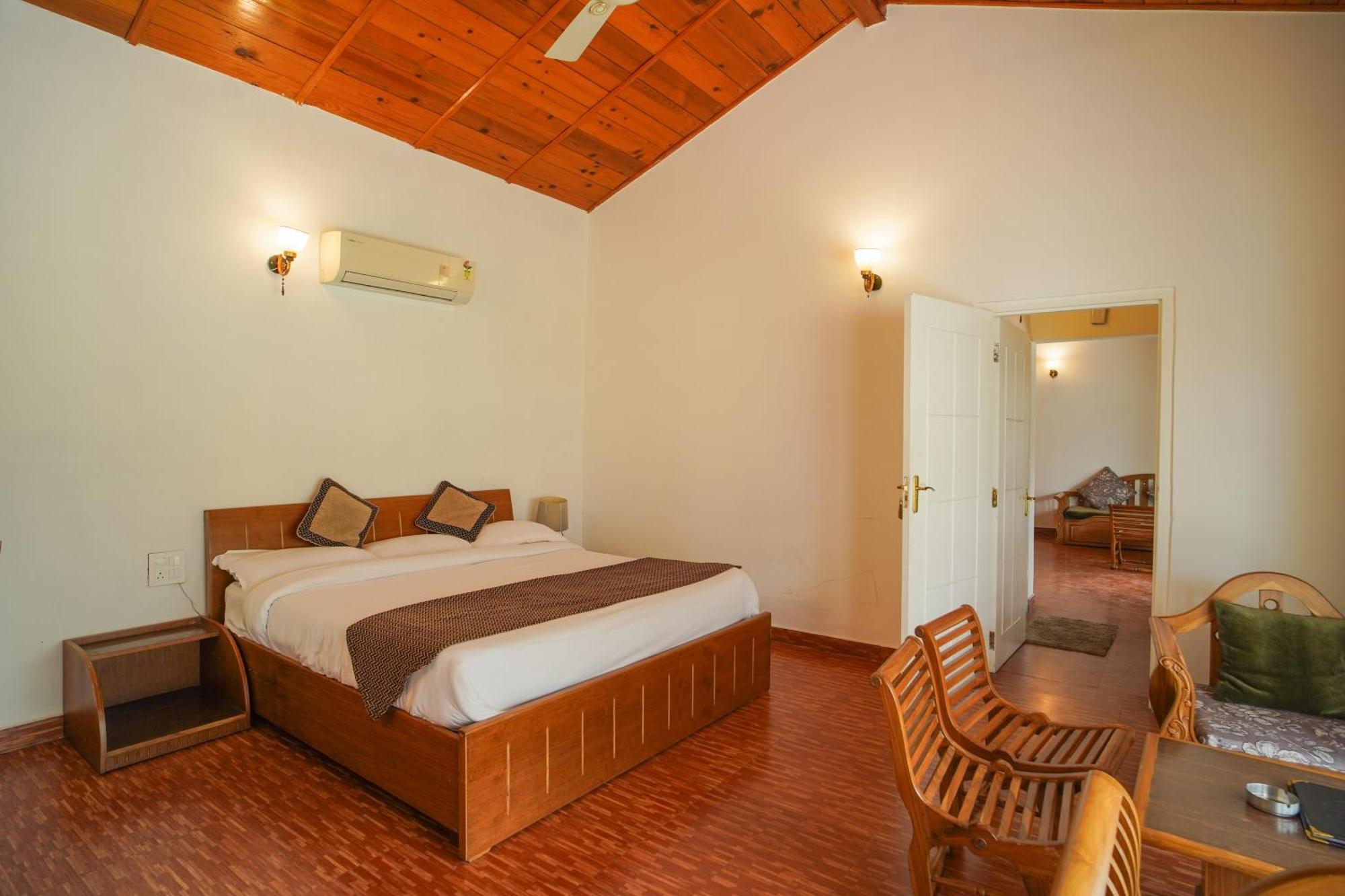 Neelesh Inn- A Luxury Lake View Hotel- 20 Kms From Nainital บีมตาล ภายนอก รูปภาพ