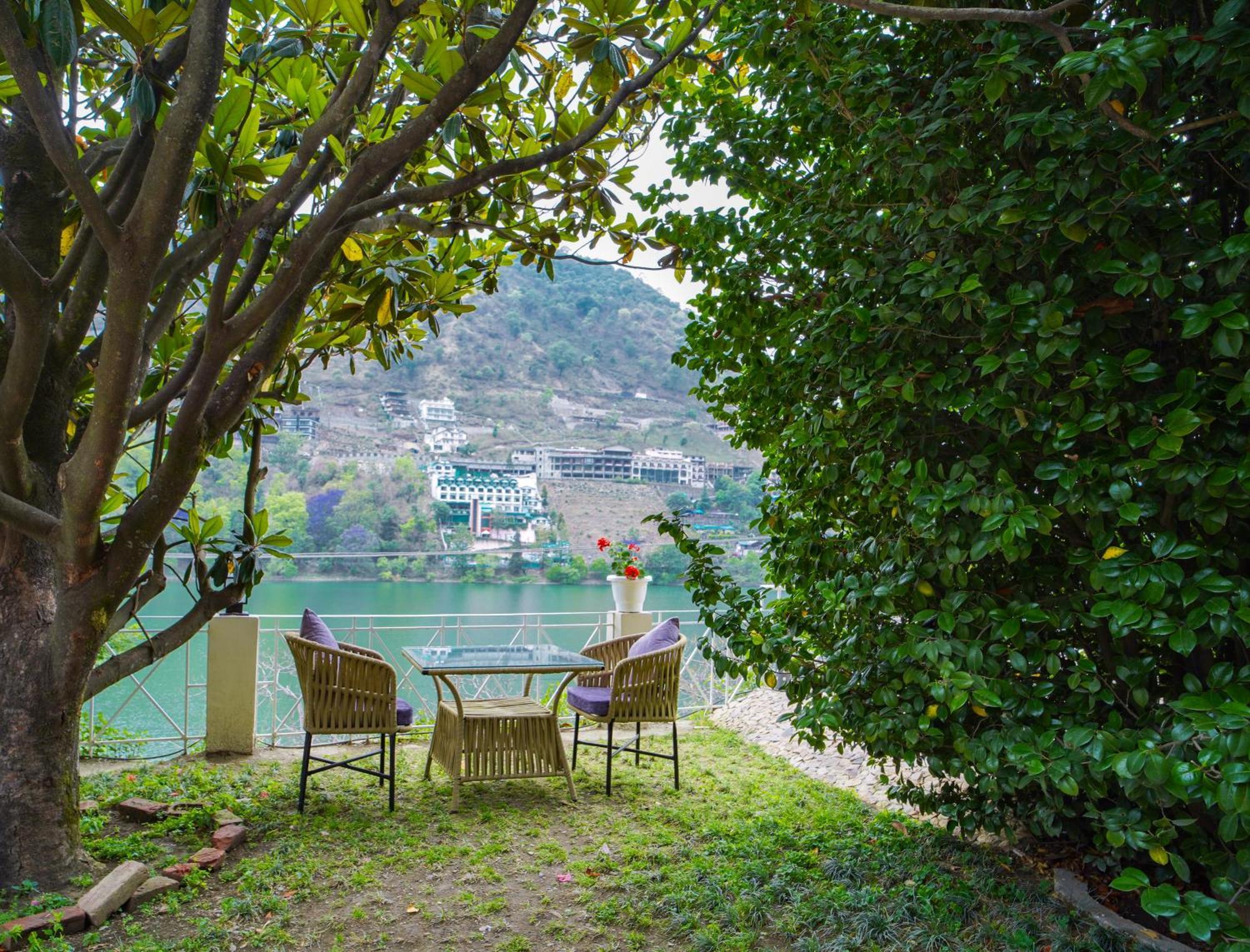 Neelesh Inn- A Luxury Lake View Hotel- 20 Kms From Nainital บีมตาล ภายนอก รูปภาพ
